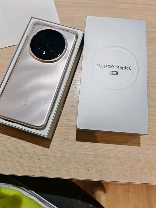 Honor magic 8 pro