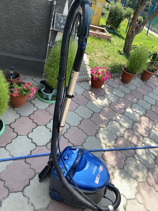 Продам моющий пылесос LG