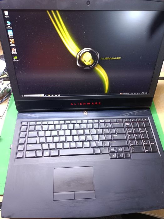Игровой ноутбук Alienware 17r5