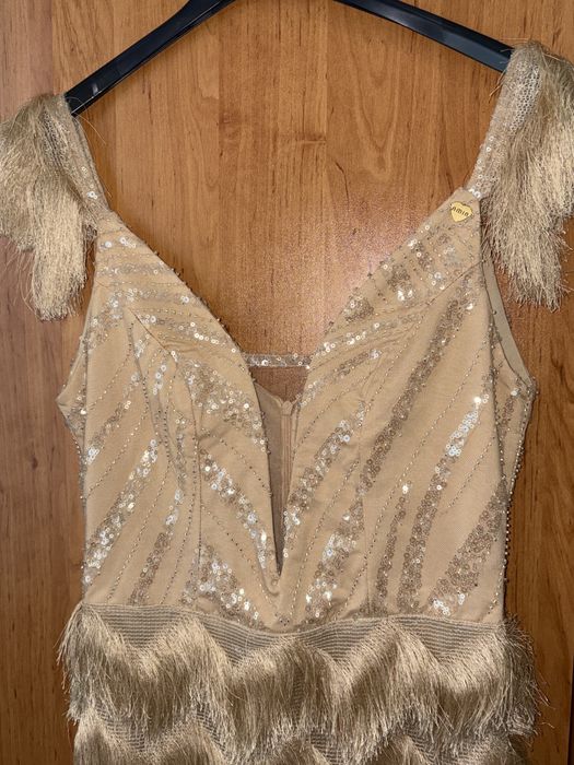 Нова рокля. Обличана един път. Размер ХС. Подходяща за официален повод