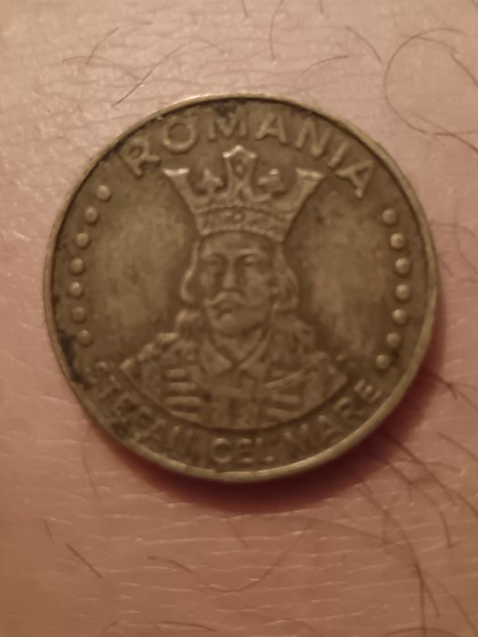 Moneda veche și pendalion