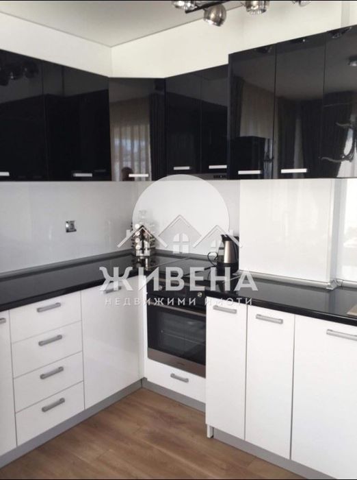 Дава се под наем Двустаен апартамент в Варна, ВИНС - 80 кв.м за 850 € - Снимка #9