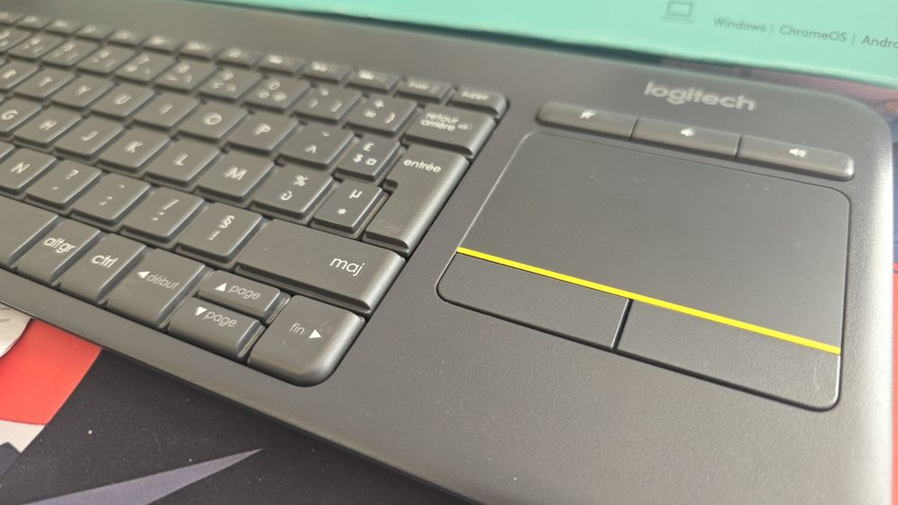 Безжична клавиатура Logitech K400 Plus без донгъл