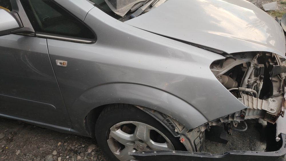 Десен калник за Опел Зафира Б / Opel Zafira B