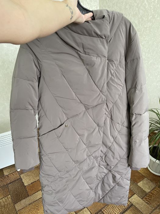 Продам пуховик осень