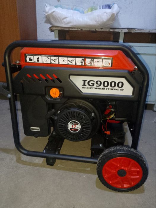 Продам инверторный генератор
