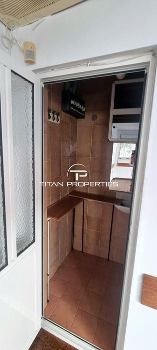 Продава се Офис в Бургас, Център - 20 кв.м за 2500 €/кв.м - Снимка #3