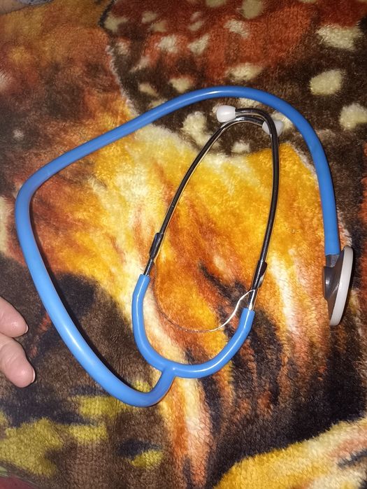 Продам стетоскопы б/у