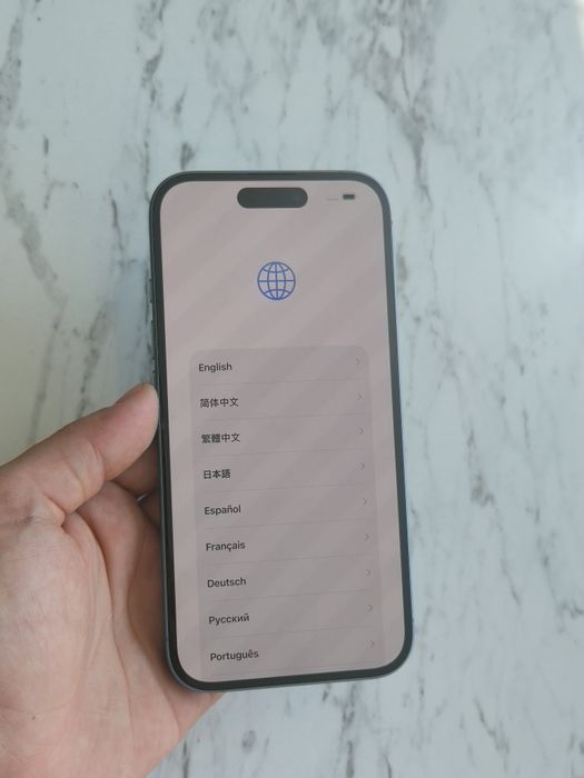 Vand iPhone 16 recarosare(piese)
