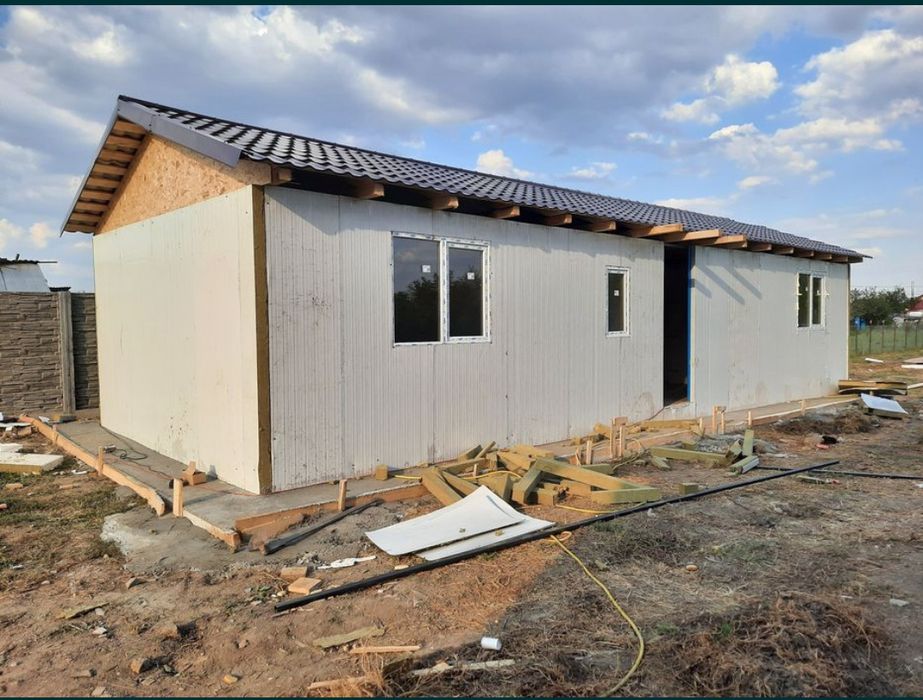 Firma profesionista cu experienta, vindem si facem la comanda case mod