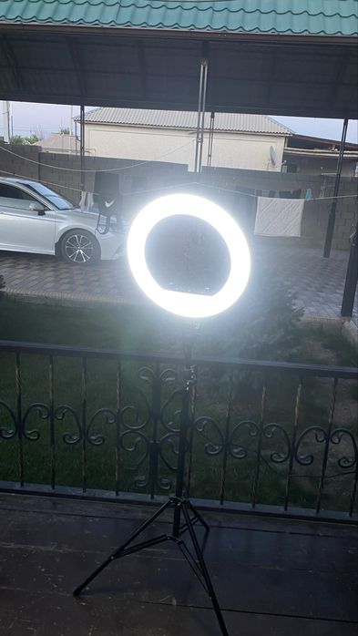 Продам лампу без штатива