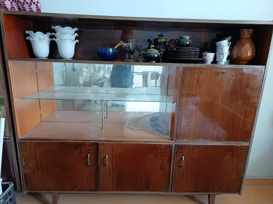 Старая мебель в нормальном состоянии