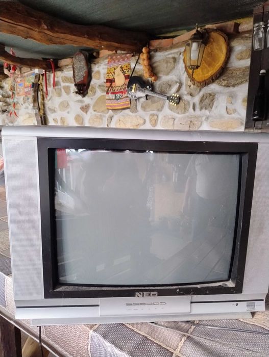 Продавам телевизори