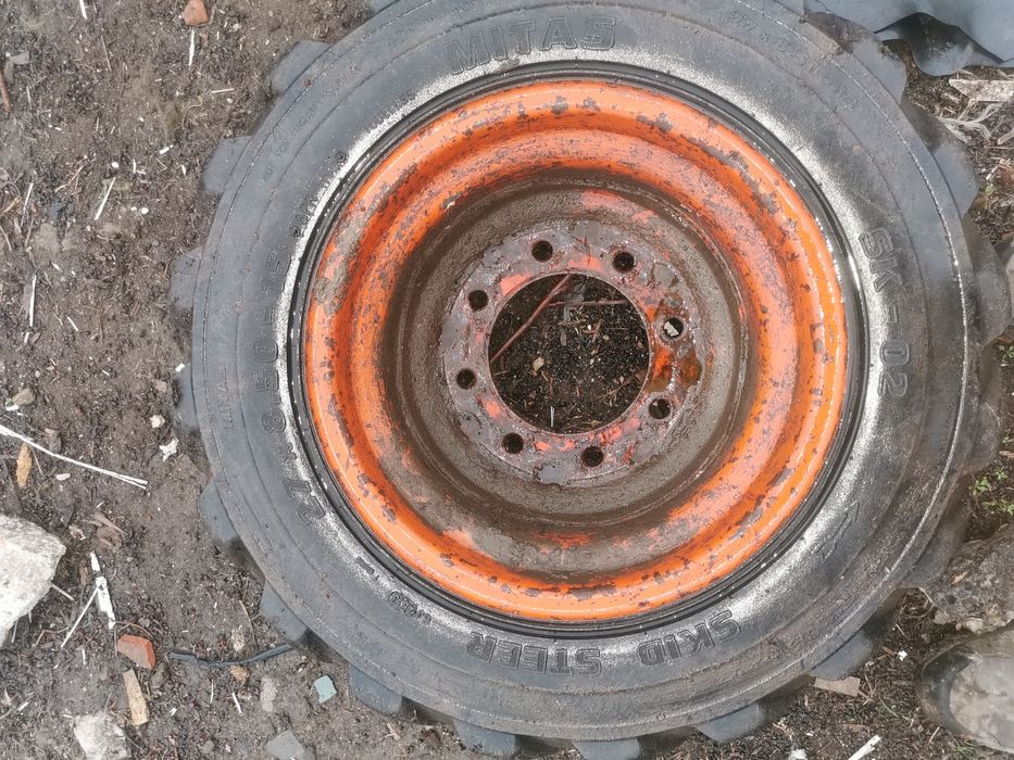 Гуми за бобкат 15-8.50