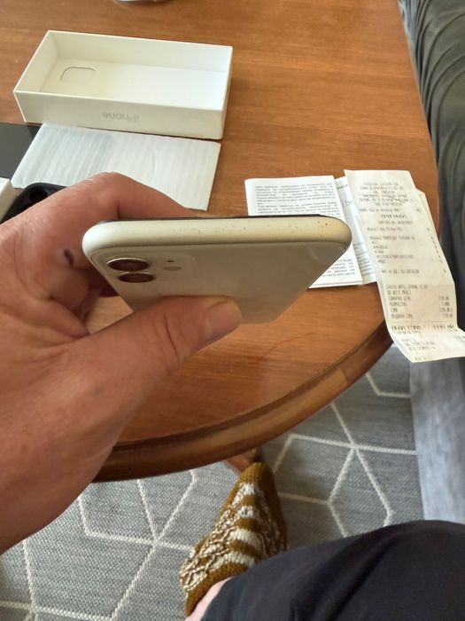 iPhone 11 64gb като нов