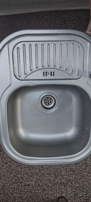 Раковина б/у в хорошем состоянии
