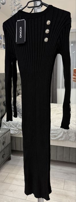 Черна плетена рокля