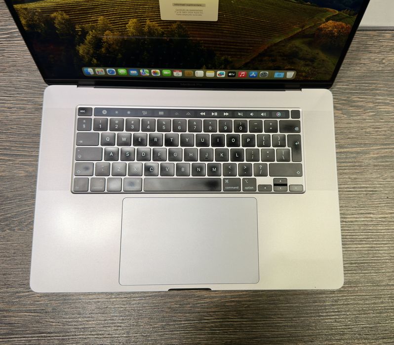 MacBook Pro | 16 inch | 512 GB | TouchBar