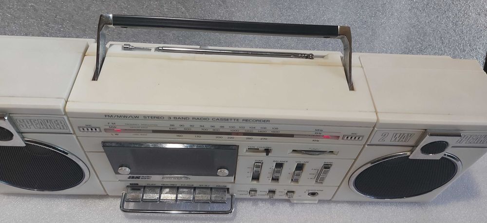Audio Sonic TBS-8200 Stereo Radio Cassette Recorder
