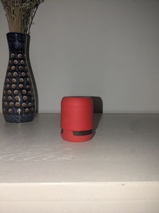 Boxă Bluetooth rosu
