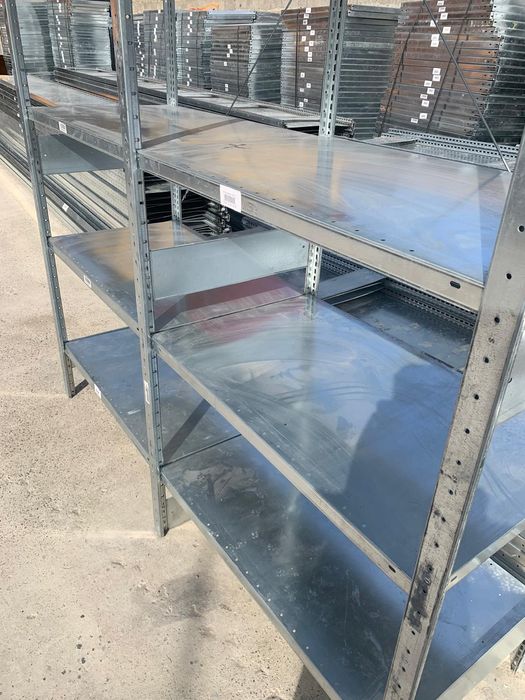 Rafturi metalice pentru depozitare manuala și arhiva