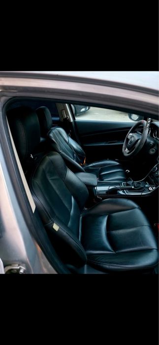 Vand Mazda 6, an de fabricatie 2010, motor 2.0 diesel.