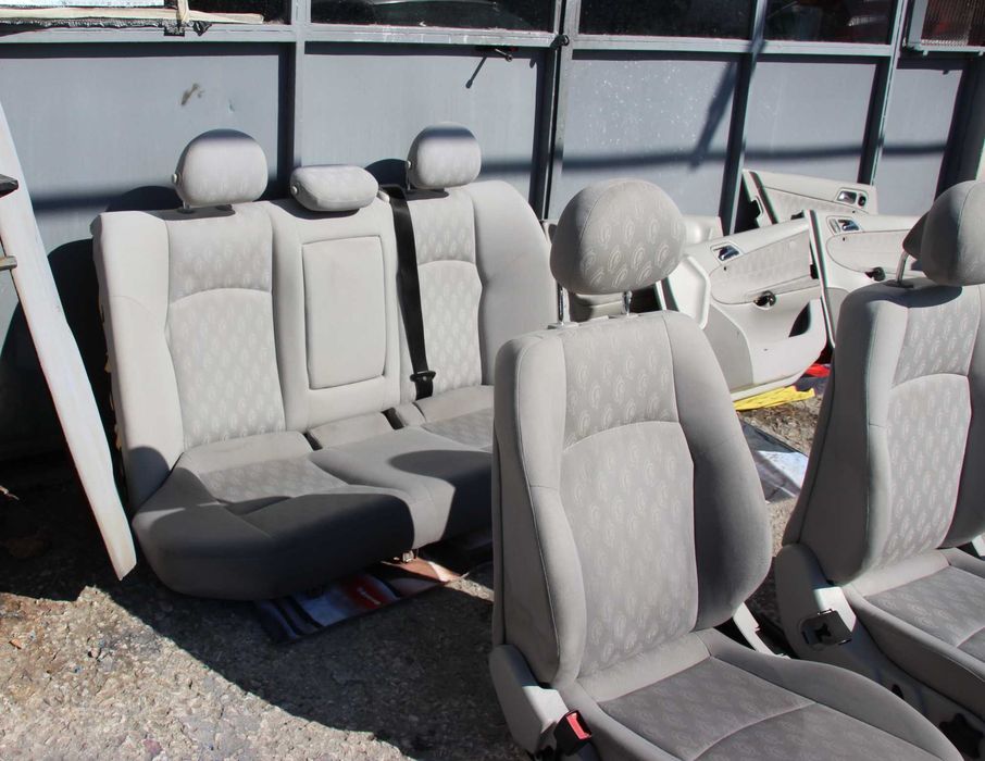 Салон за Мерцедес Бенц С 200 - 2001 г. Mercedes Benz