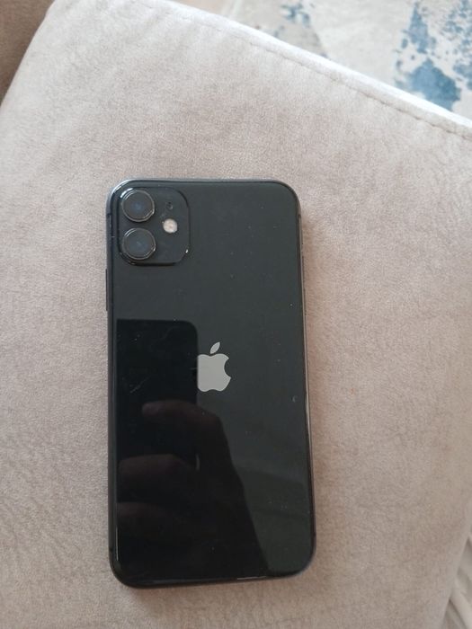 IPhone 11 64 продается