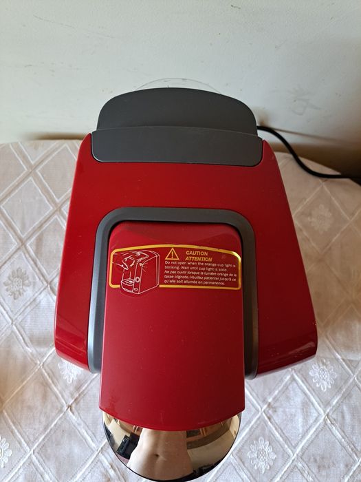 Еспресо кафе машина BOSCH с капсули.1,4 литра