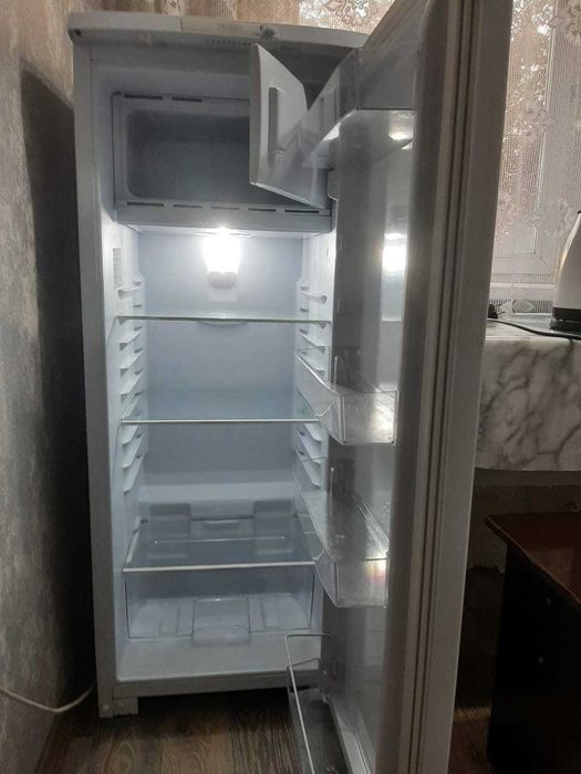 Продам холодильник Бирюса