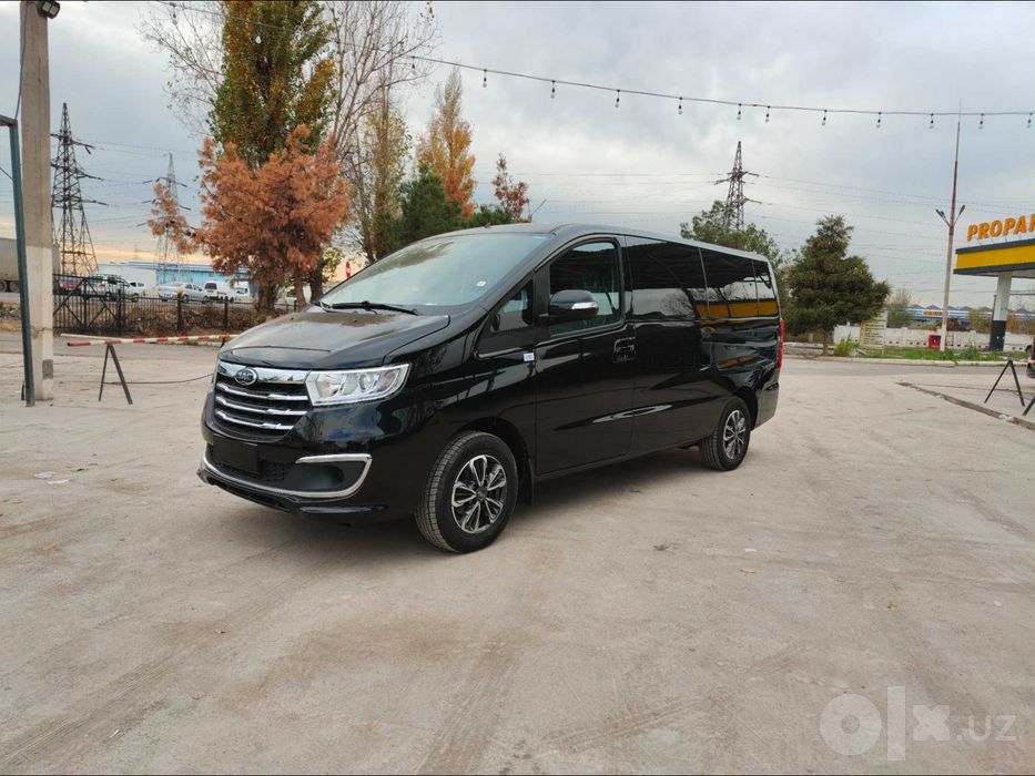 JAC M3 qulay va ishonchli minivenlarni bonuslar bilan xarid qiling