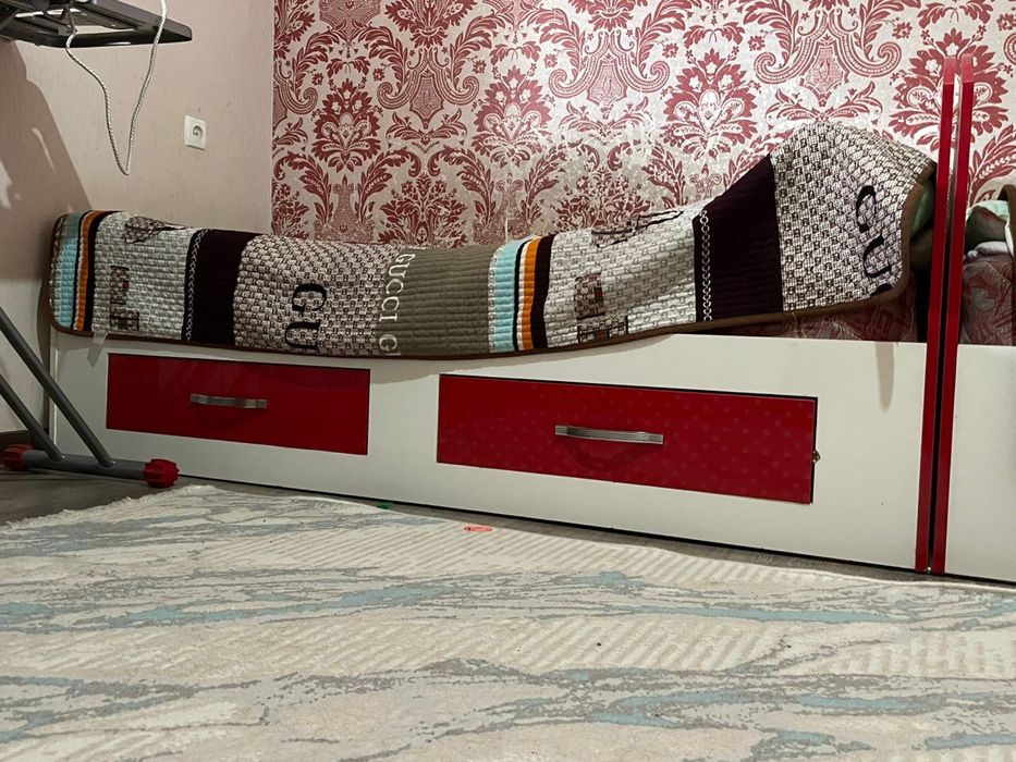 Детская гарнитура