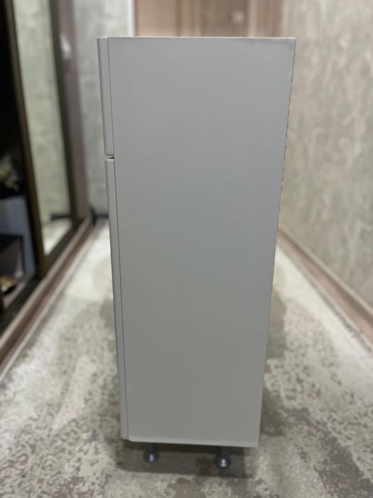 Продам тумбу под умывальник