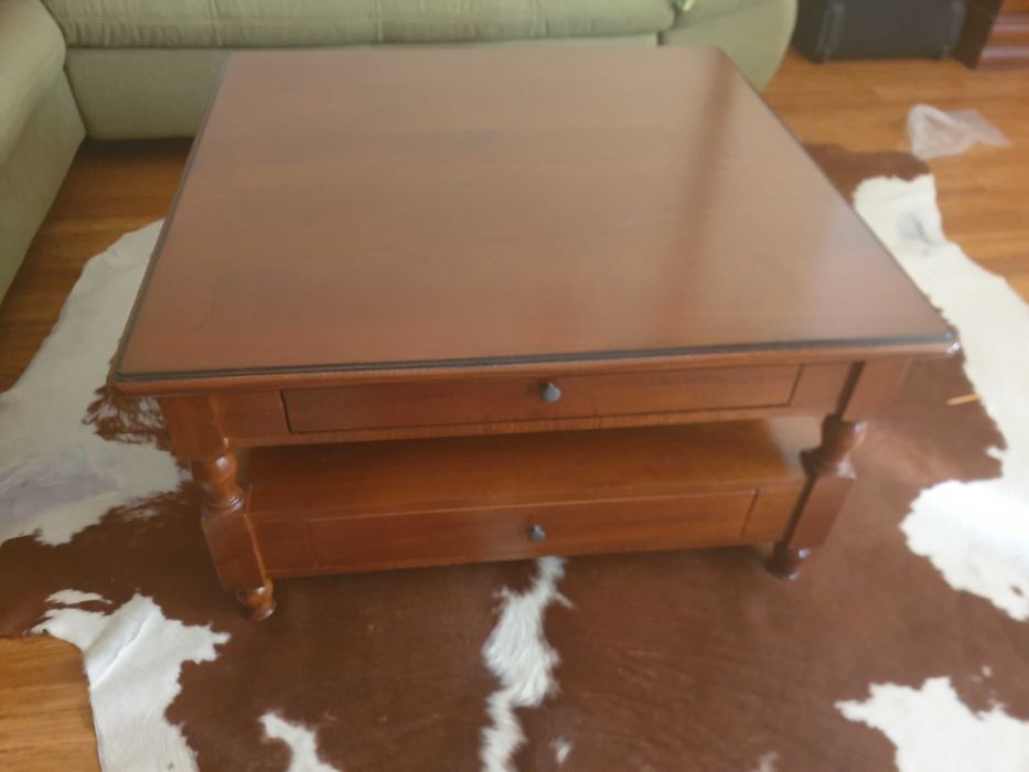 Masuta de cafea 90cm×90cm Louis Philippe -Mobexpert