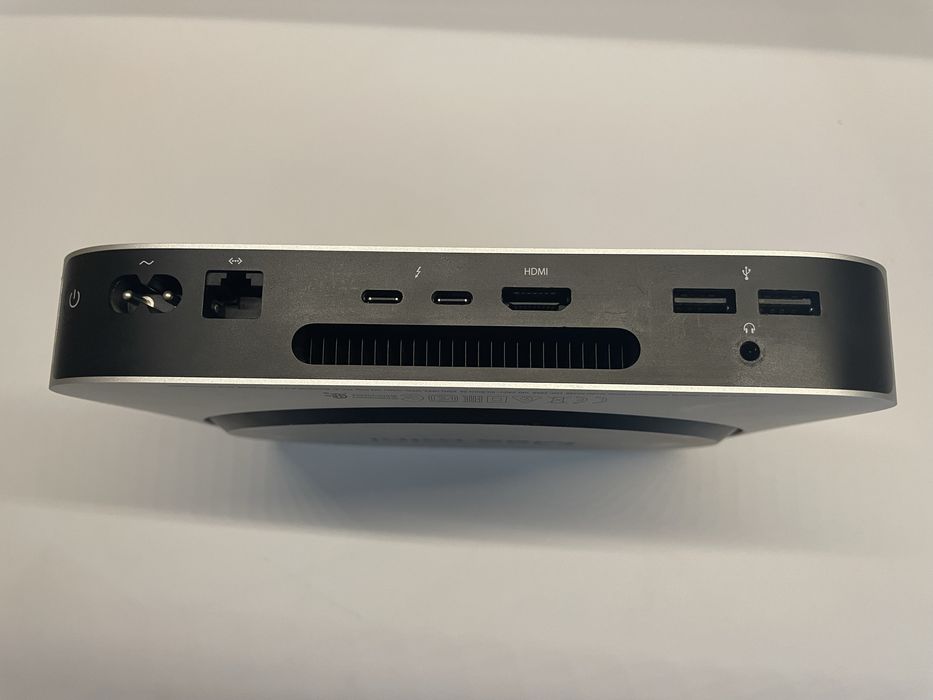 Apple mini M1  16 Gb- 256 ssd