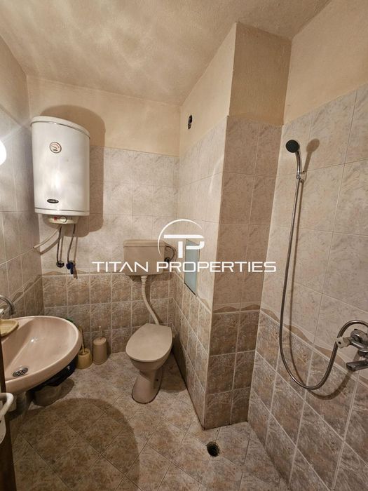 Дава се под наем Двустаен апартамент в Бургас, Изгрев - 70 кв.м за 265.2 € - Снимка #4