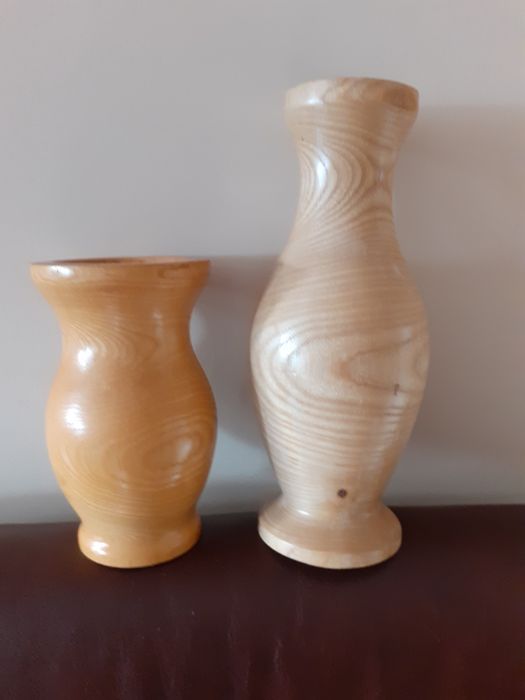 Вази от дърво два броя