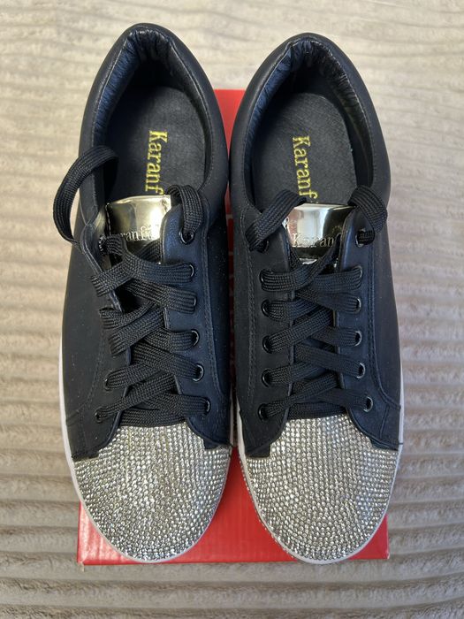 Продам женские кеды