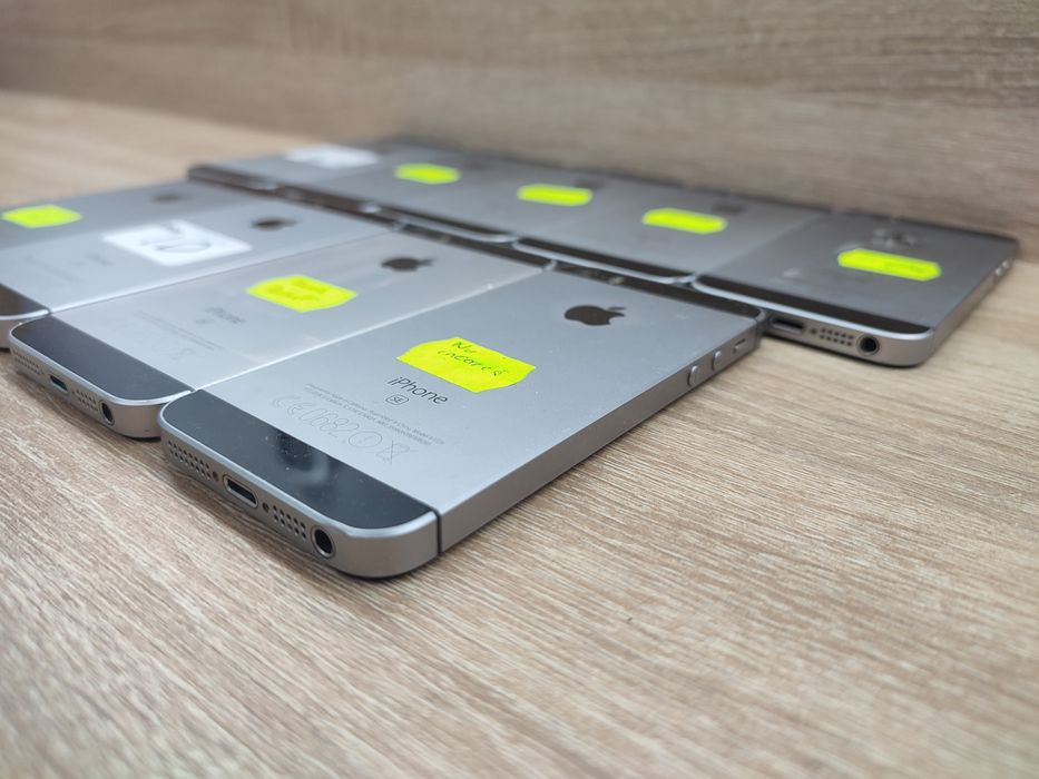 iPhone SE 16Gb Pentru Piese Fara iCloud , practic vand PLACA DE BAZA de iPhone SE ,  Cititi toata descrierea
