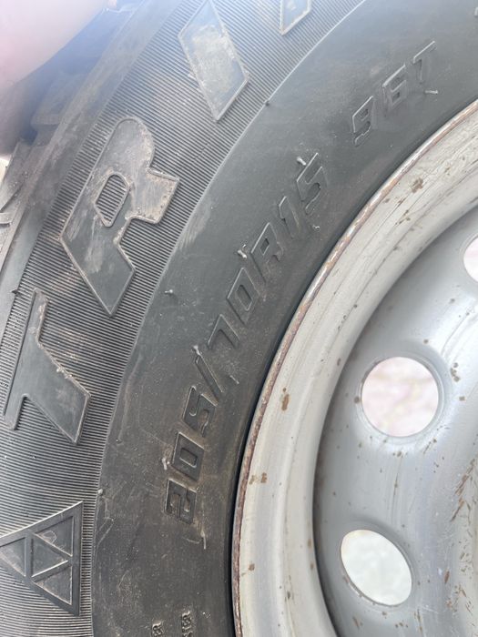 Зимний 205/70/R15