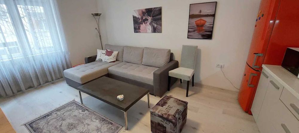 Дава се под наем Тристаен апартамент в Пловдив, Южен - 86 кв.м за 341.7 € - Снимка #2