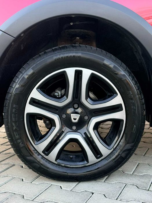 DACIA Sandero Stepway 2018 — imagine 14