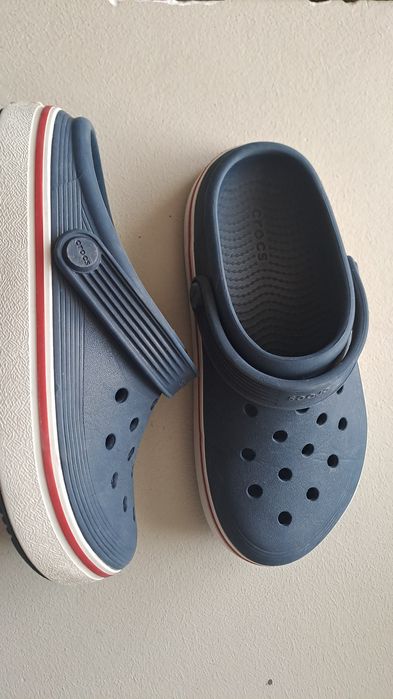 Crocs J2  (33-34)