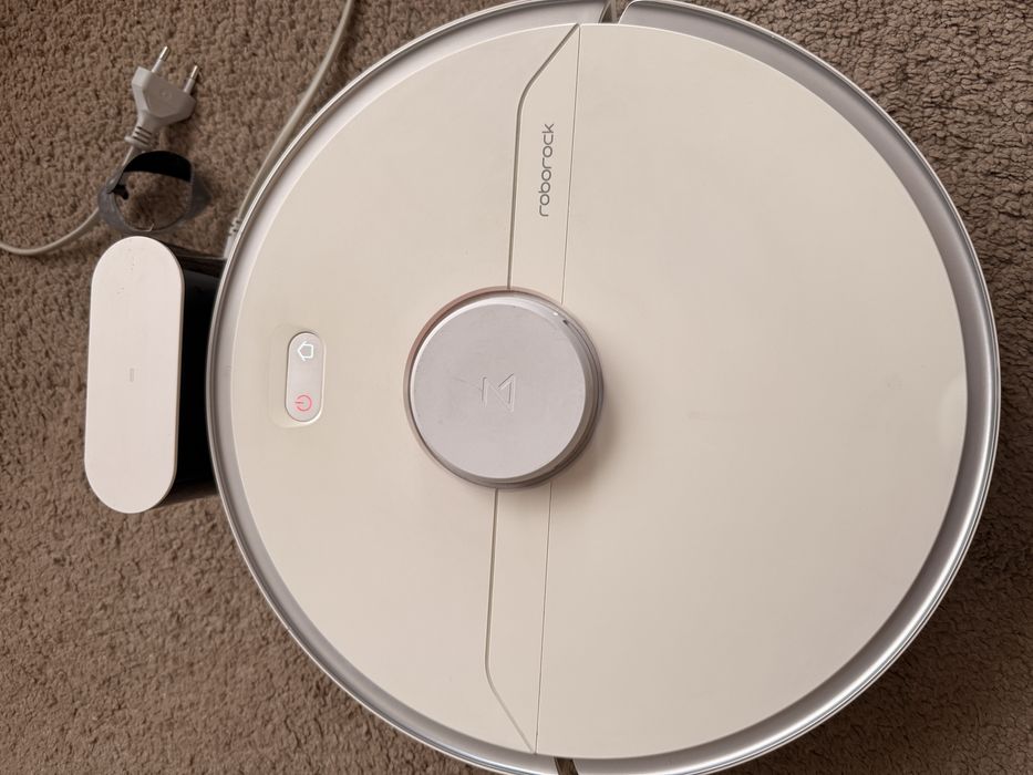 Робот Roborock S6 White за сухо и мокро почистване с нови части