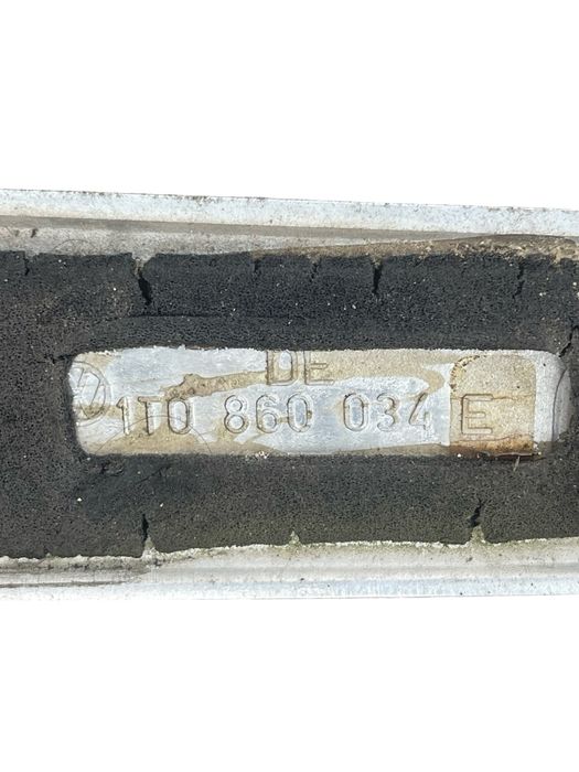 Set Bare Transversale Pentru Acoperis Volkswagen Touran 1T1, 1T2