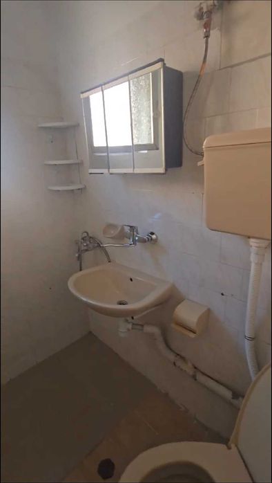 Дава се под наем Двустаен апартамент в Пловдив, Гагарин - 80 кв.м за 248.88 € - Снимка #5