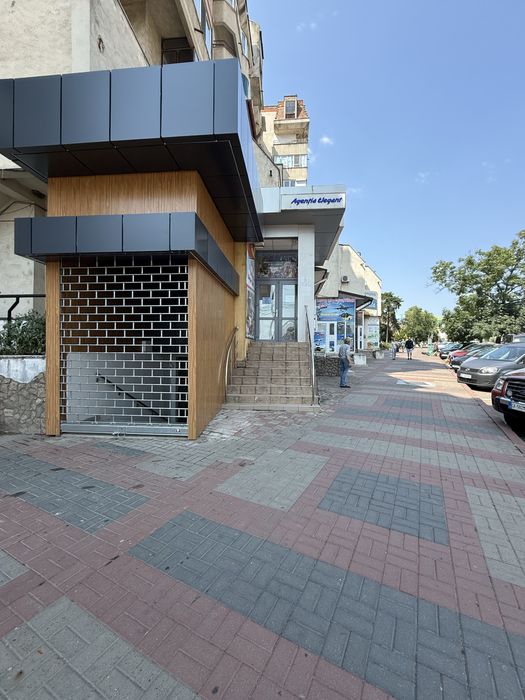 Ocazie!!! Vand spatiu comercial ultracentral in Complex Romarta