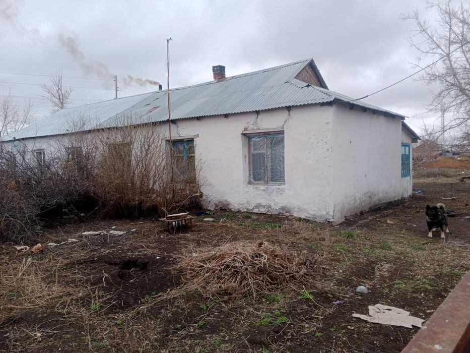 Продается дом 3 комнатный торг есть