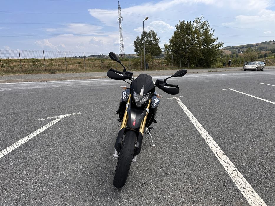 Aprilia Dorsoduro 750