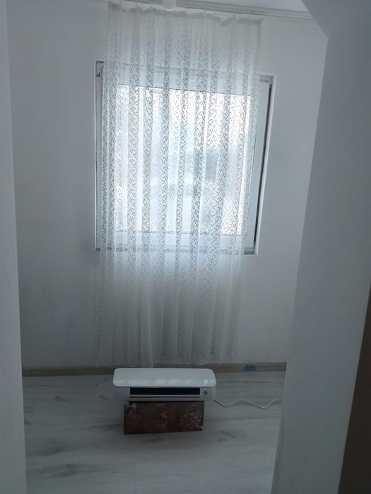 inchiriez garsoniera